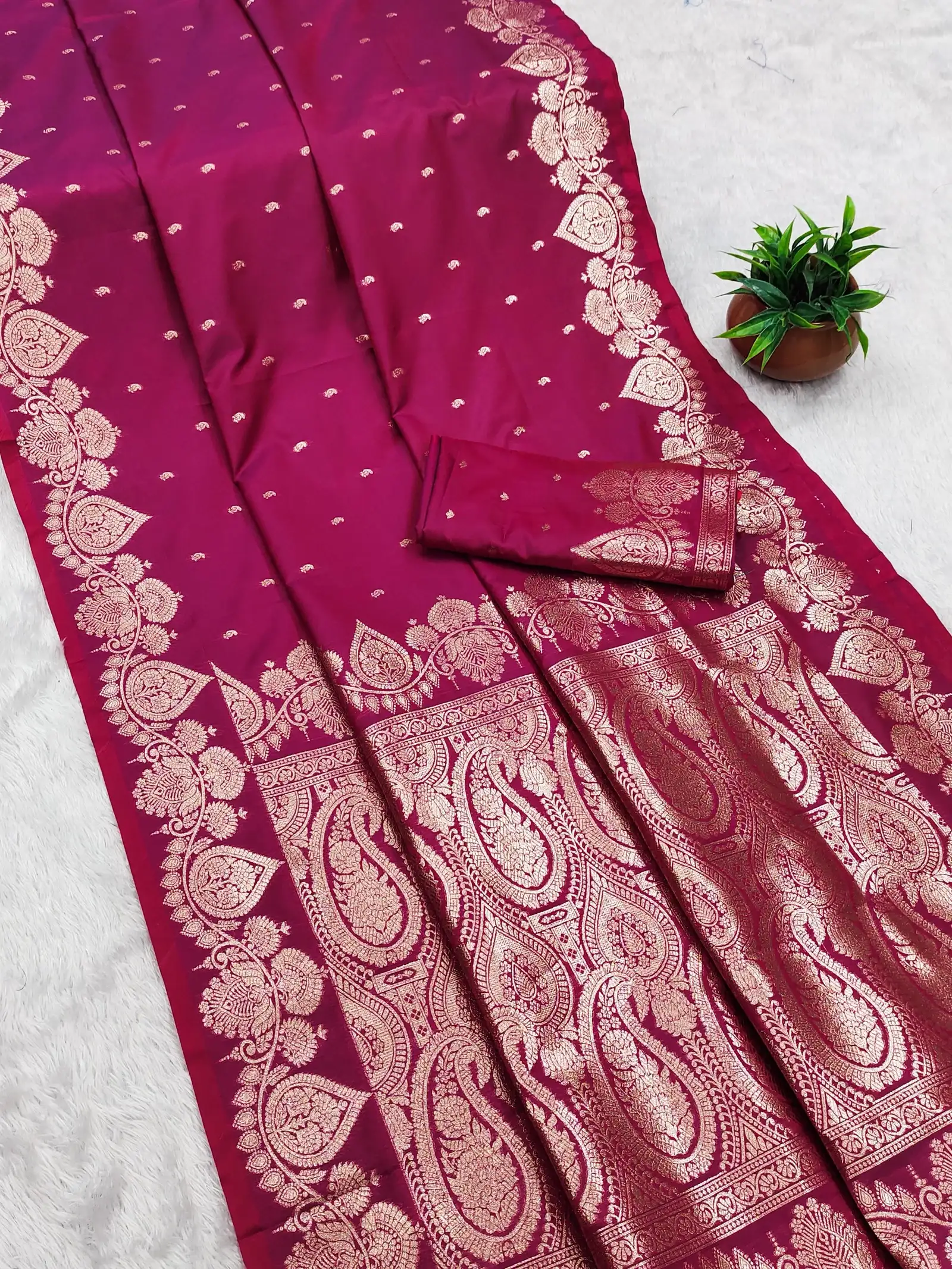Mb 142 Soft Banarasi Silk Zari Weaving Traditional Wear Sarees