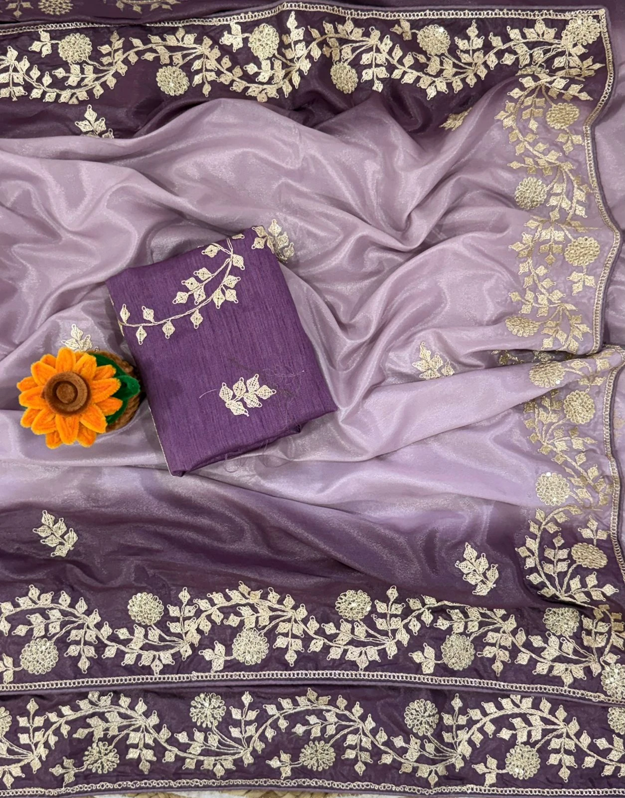 Vt 843 T Padding Chinon Silk Zari Thread Party Wear Saree Collection