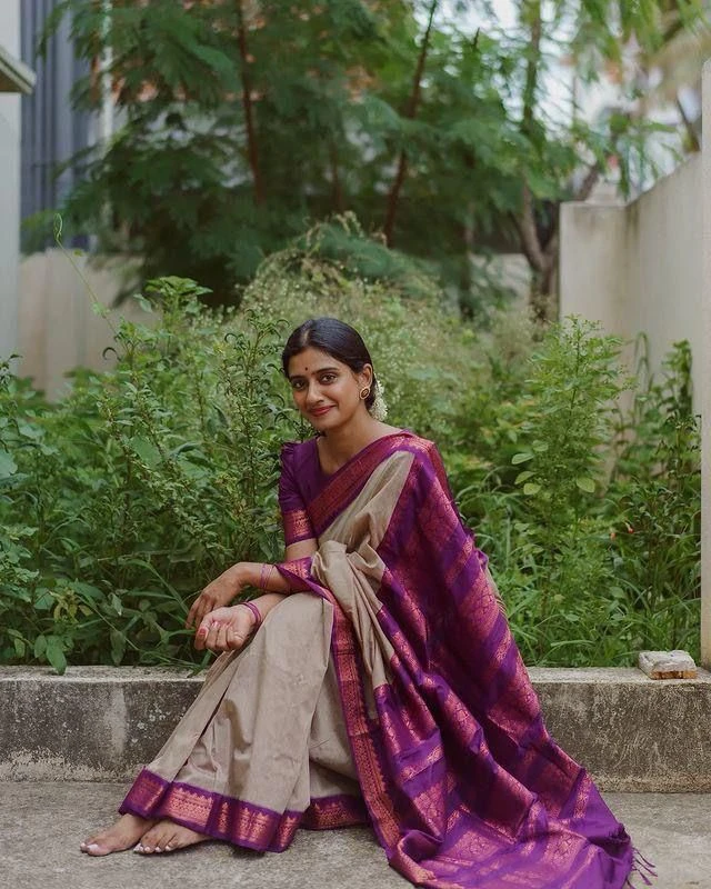 Soft Silk 5044 Lichi Silk Jacquard Work Saree Collection