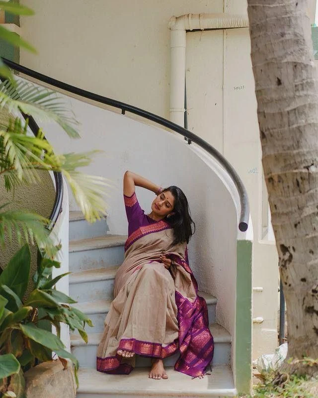 Soft Silk 5044 Lichi Silk Jacquard Work Saree Collection